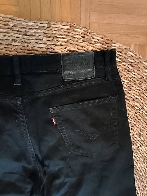 Levi's Jeans: Schwarze Jeans von Levi's W34 L32 – Usato da Zürich venduto da Melianea 4