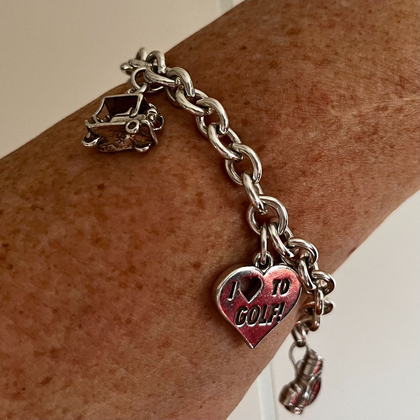 Bracciali & Braccialetti: Armband mit Charms – Usato da ST. GALLENKAPPEL venduto da EliB 1