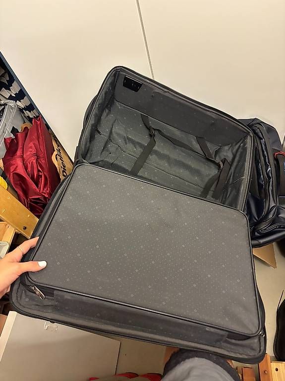 Valises de voyage: Samsonite Carry On Koffer – D'occasion à Meilen par larakuppel 4