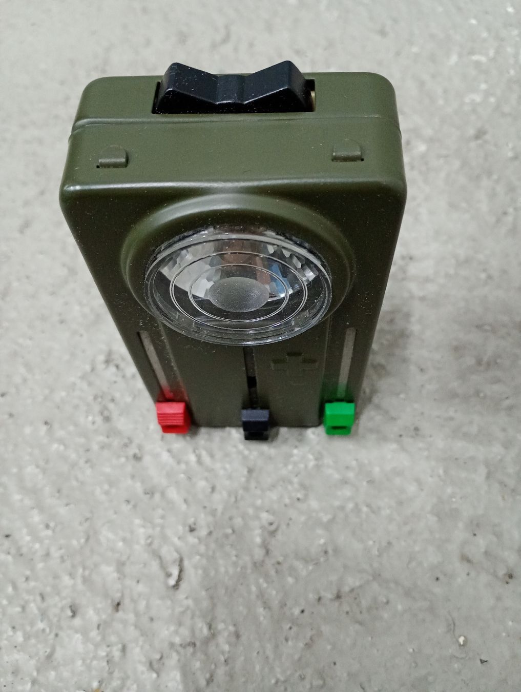 Schweizer Armee Lampade: Schweizer Armee Taschenlampe – Usato da Wetzikon ZH venduto da Astrostar 2