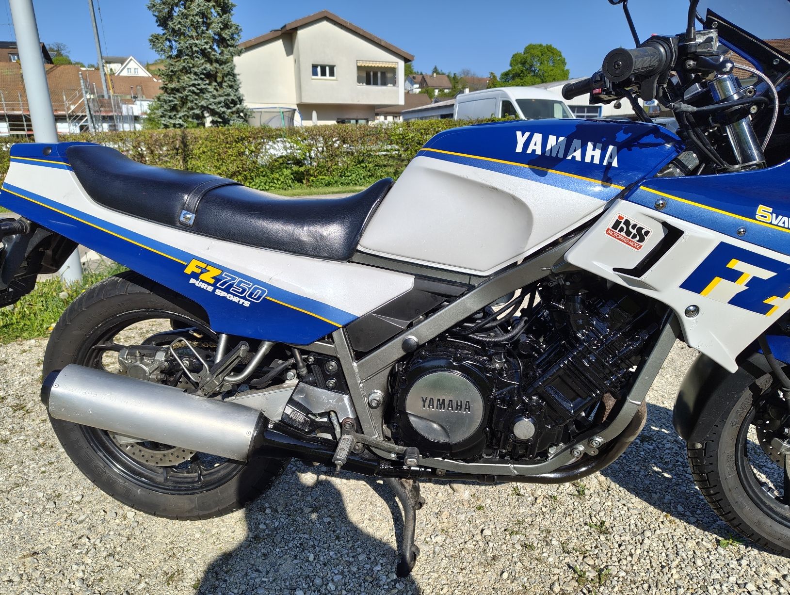 Yamaha Strada: Yamaha FZ 750 – Usato da Herznach venduto da missterwau 6