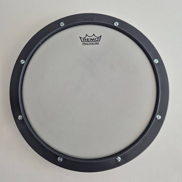 Strumenti musicali: Remo Practice Pad 10 " – Usato da Zug venduto da storsi