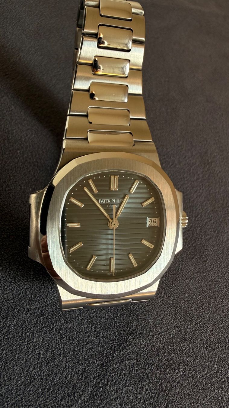 Patek Philippe Orologi: Patek Philippe , Nautilus, 3800, Stahl, – Usato da Zürich venduto da Sorange 1
