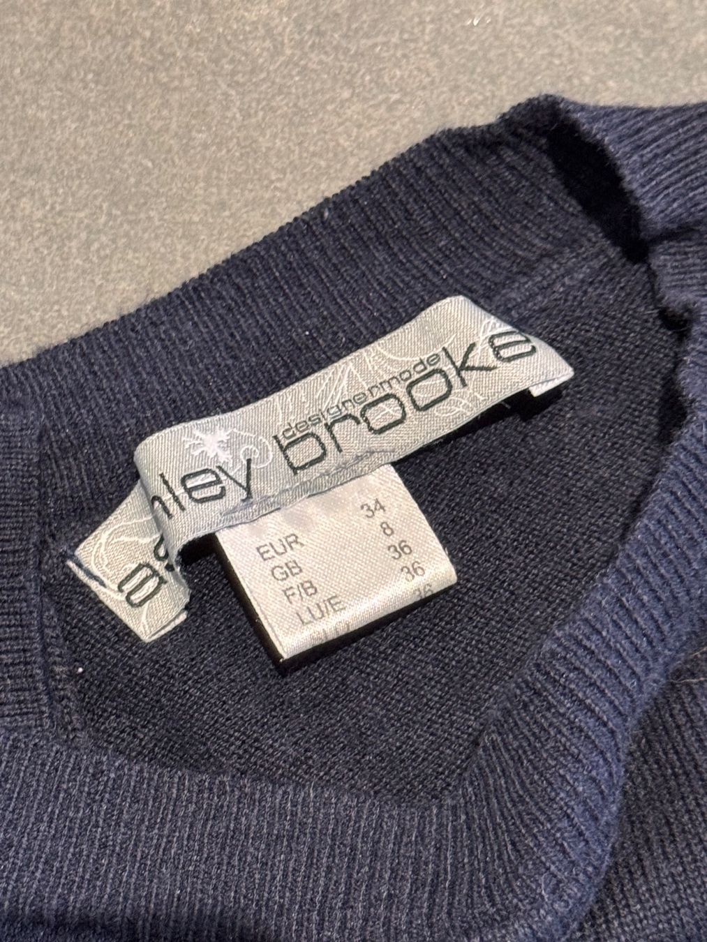 Brooks Pulls & Sweat-shirts: Basic Pullover dunkelblau Ashley brooks Gr. 34 – D'occasion à Rothrist par Fondgruebe 4