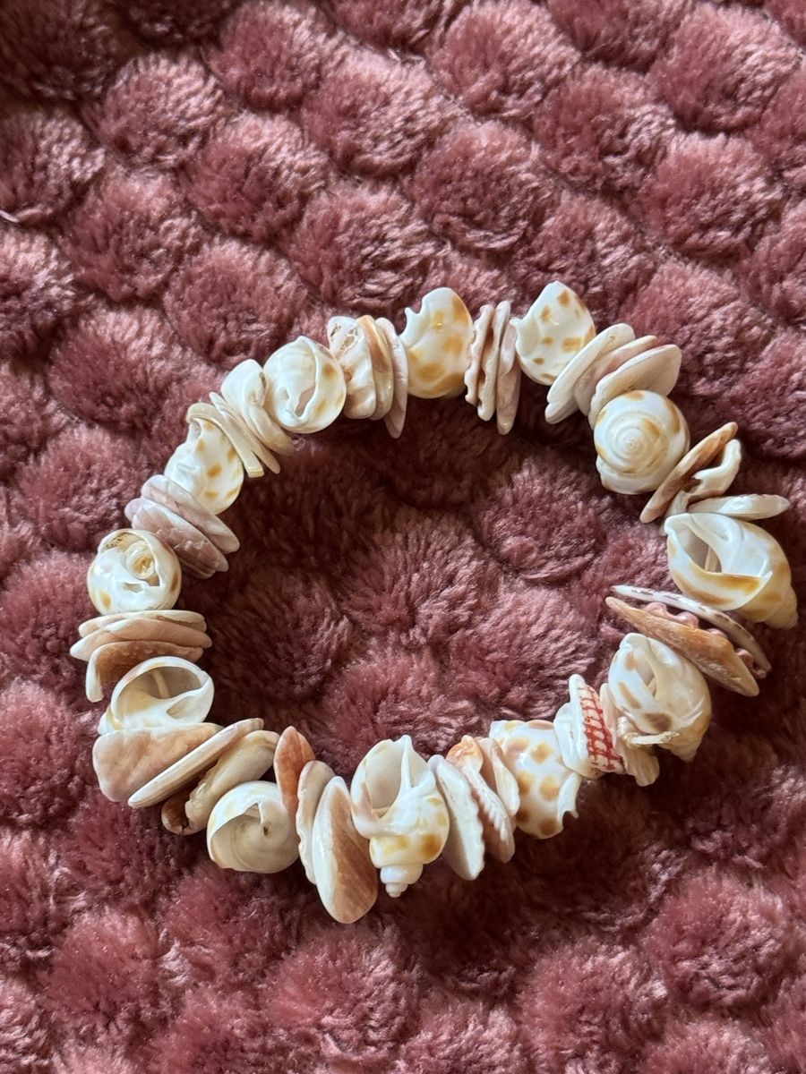 Armbänder & -reifen: Shell Bracelet Natural Beach Seashells Handmade Boho Style – Gebraucht aus Zürich von olalinda 2