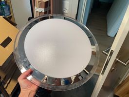 Deckenlampe (verschiedenfarbiges Licht)