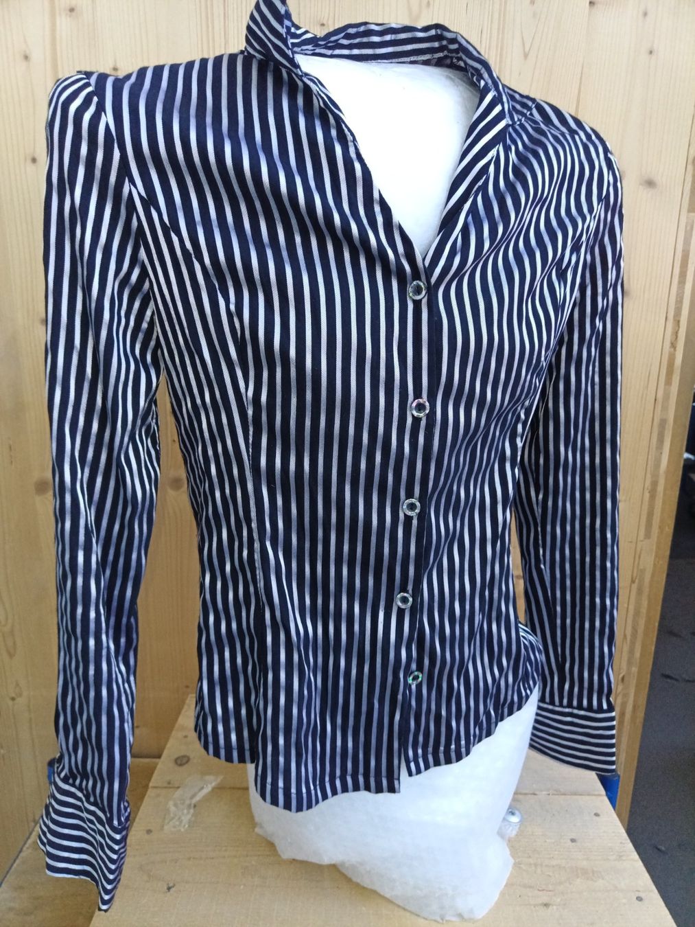 Camicette: Schicke Bluse mit Streifen – Nuovo (secondo la descrizione) da Wängi venduto da Ladys_First