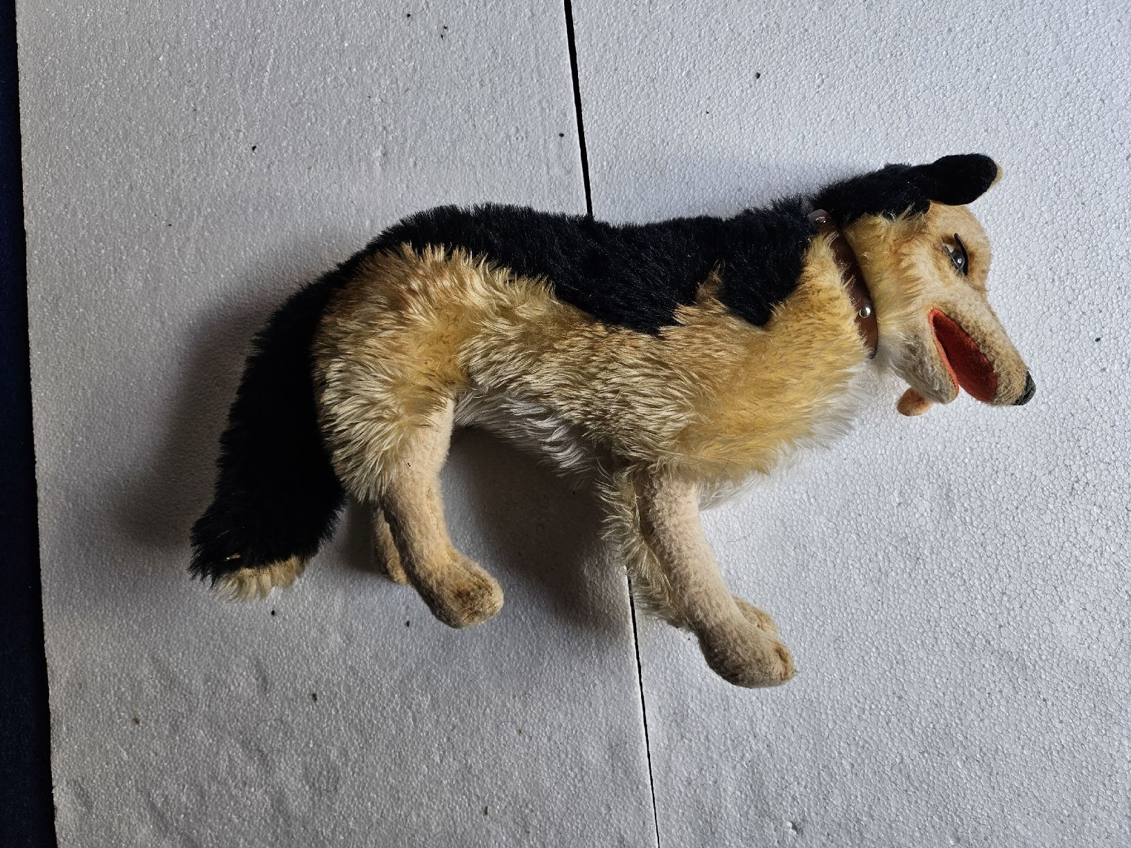 Jouets: alter Hund - Stofftier – D'occasion à Haslen GL par Sandra40 4