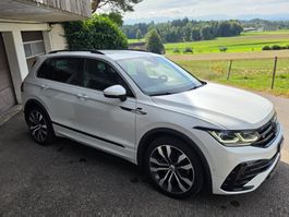VW Tiguan 2.0 TDI SCR Highline DSG 200PS Einzigart. Zustand