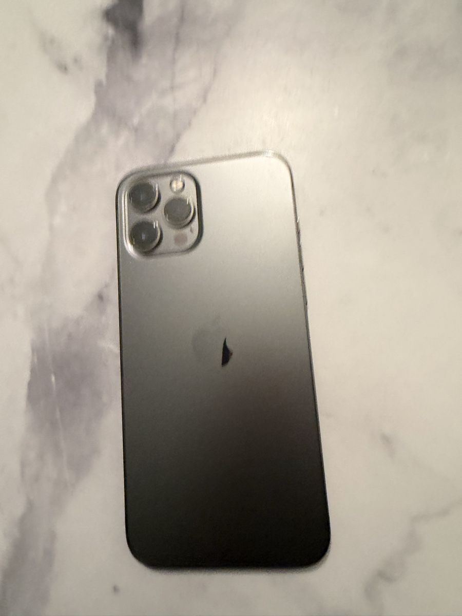 Apple Telefoni cellulari / Smartphones: Apple iPhone 12 Pro MAX Atrazit 125Gb. – Usato da Grellingen venduto da S1K3 1