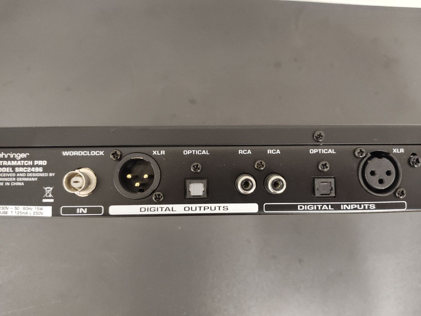 Behringer Convertitori: Behringer Ultramatch Pro - 24bit/96 Khz A/D-D/A Konverter – Usato da Dürnten venduto da edumental 3