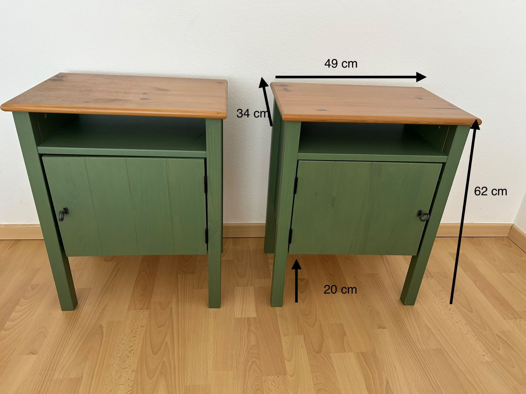 Ikea Comodini: Nachttische massiv 2 Stück – Usato da Einsiedeln venduto da Marvin60