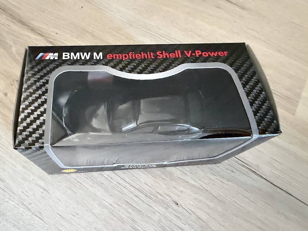 Modellini d'auto: BMW M6 Gran Coupe Modell Shell OVP – Nuovo e nell'imballaggio originale da St. Niklausen, LU venduto da nin_5m6j 2