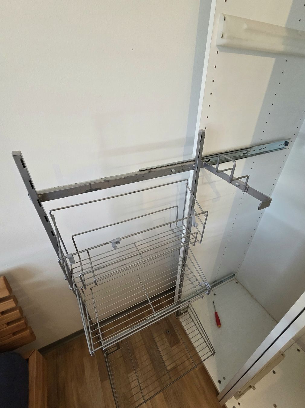 Ikea Scaffali: IKEA Metod Putzgestell – Usato da Winterthur venduto da Hunter85