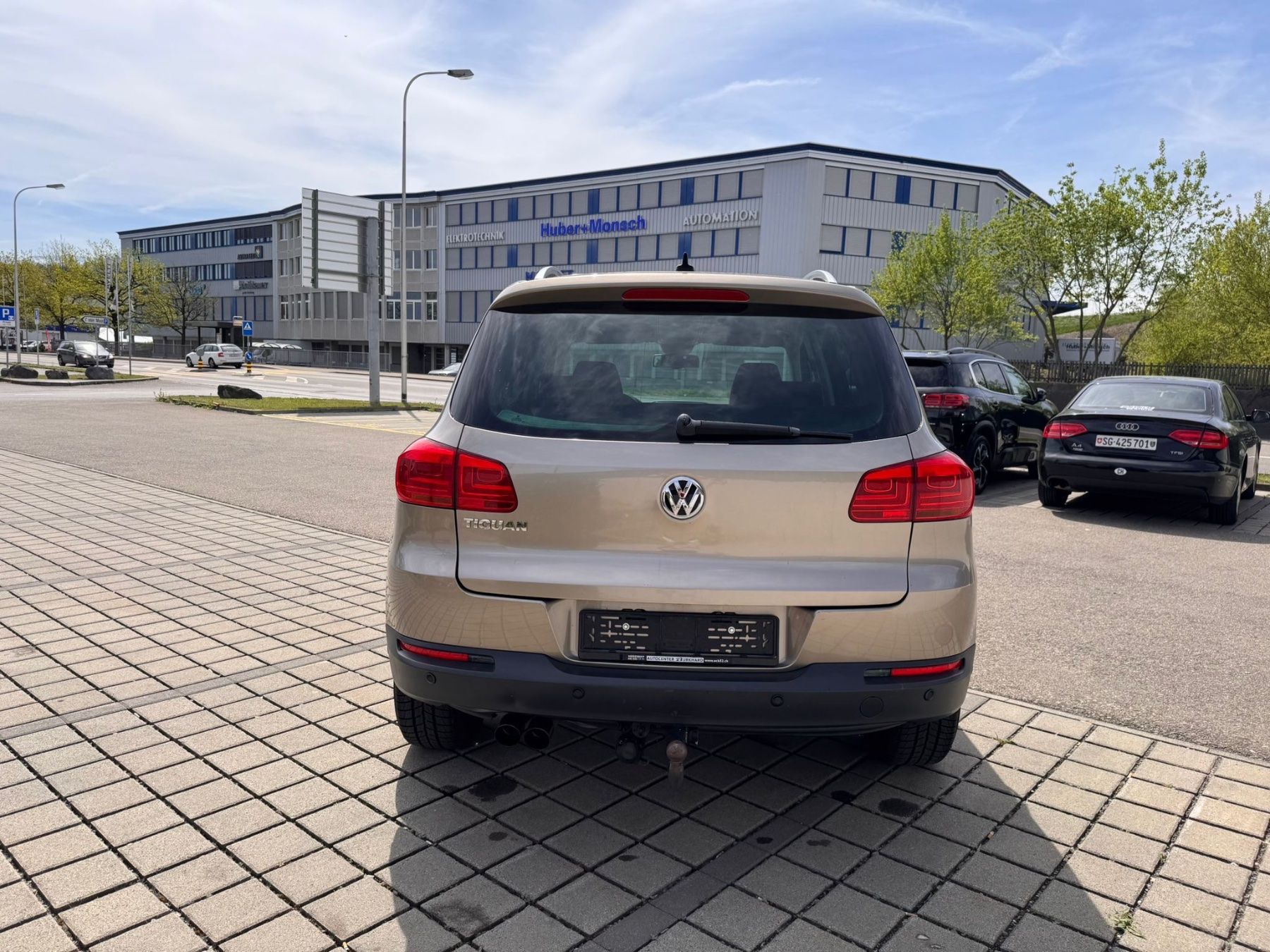 VW Automobili: VW Tiguan 2.0 TSI 4Motion – Usato da Gossau SG venduto da Nez-lim 4