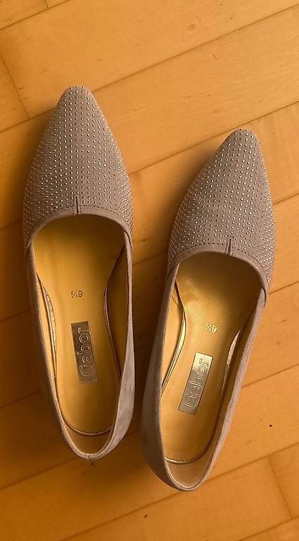 Scarpe da donna: GABOR Pumps hellgrau mit Glitzer Gr.39/40 – Nuovo e nell'imballaggio originale da Basel venduto da Findus78