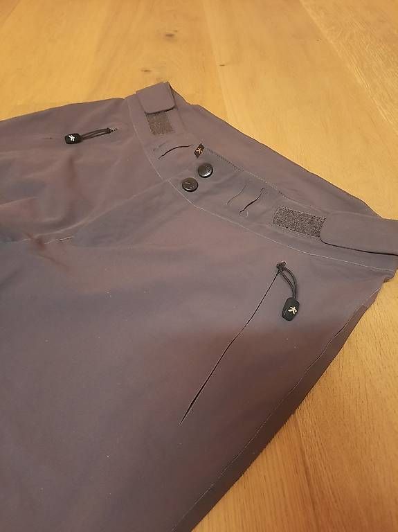 Pantaloni: RADYS R4W light Softshell Pants M – Usato da Grabs venduto da a.nnaa 4