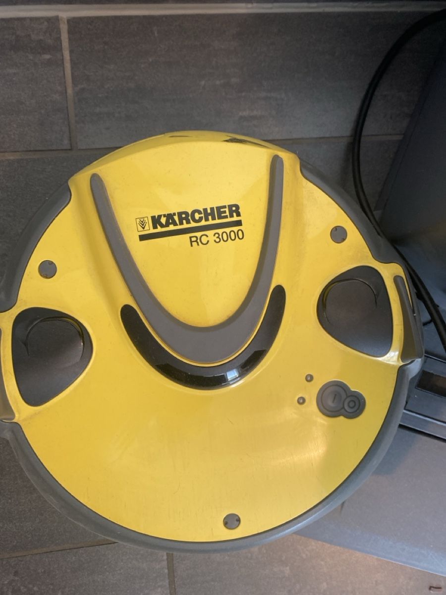 Kärcher Aspirapolveri & Accessori: Kärcher RC 3000 Saugroboter mit Ladestation gebraucht – Usato da Mörschwil venduto da Marcel4201 1
