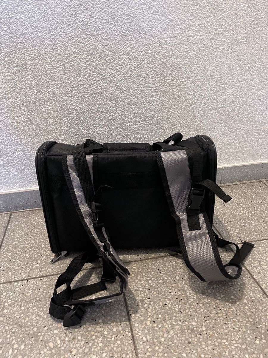 Zaini: Hunderucksack  schwarz/grau guter Zustand – Usato da Niederhasli venduto da JUPOGI 2