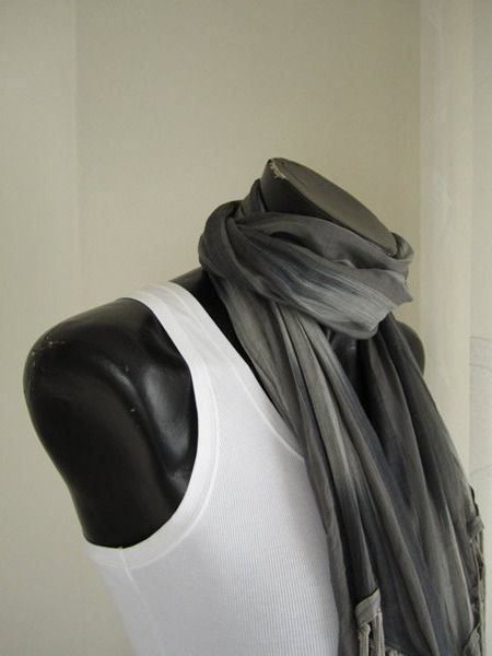 Foulard & Sciarpe: Echarpe/foulard chic – Usato da Lausanne venduto da Kmm03 5