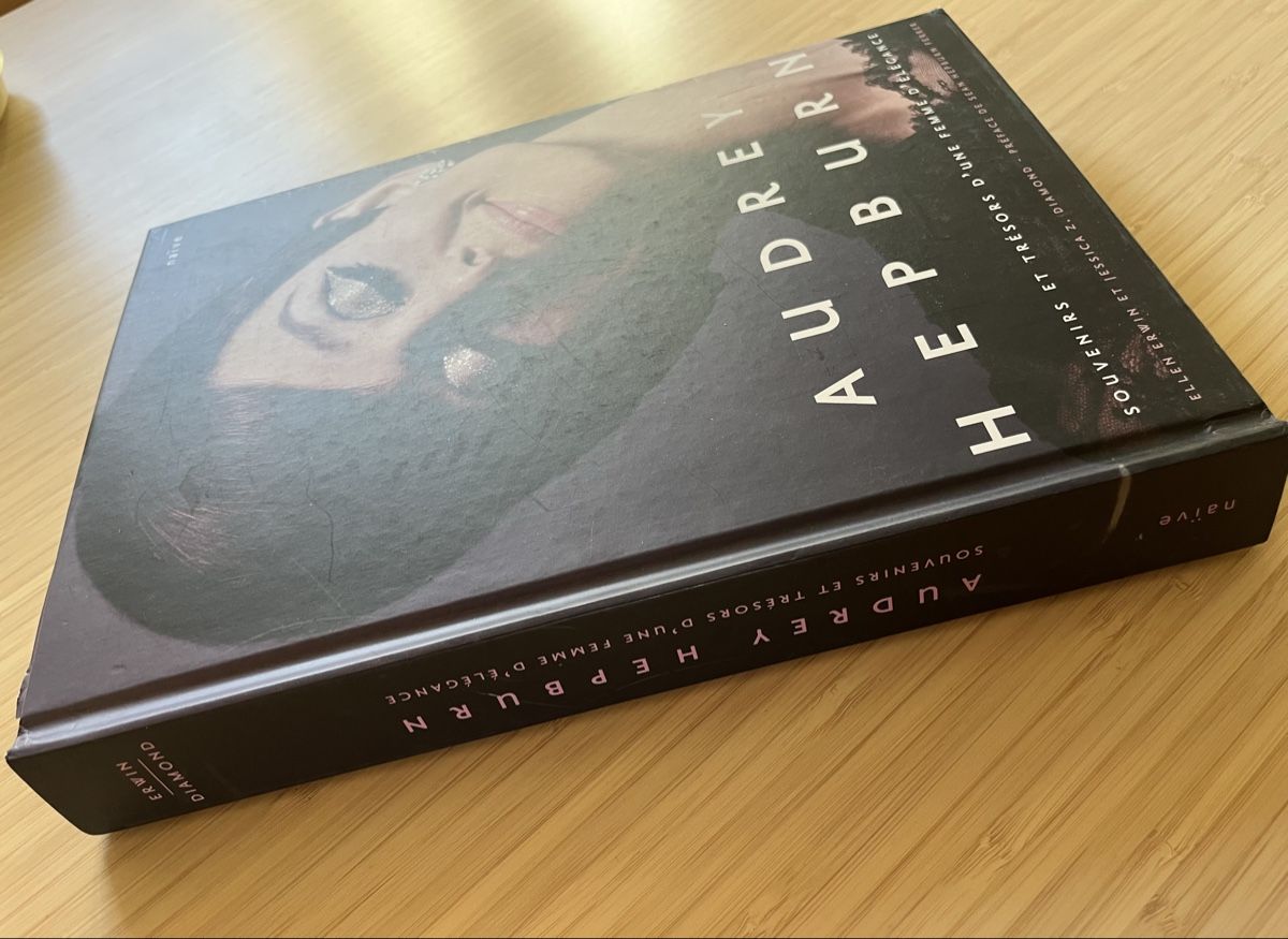 Libri: Audrey Hepburn biographie  – Usato da Euseigne venduto da so.ART 8