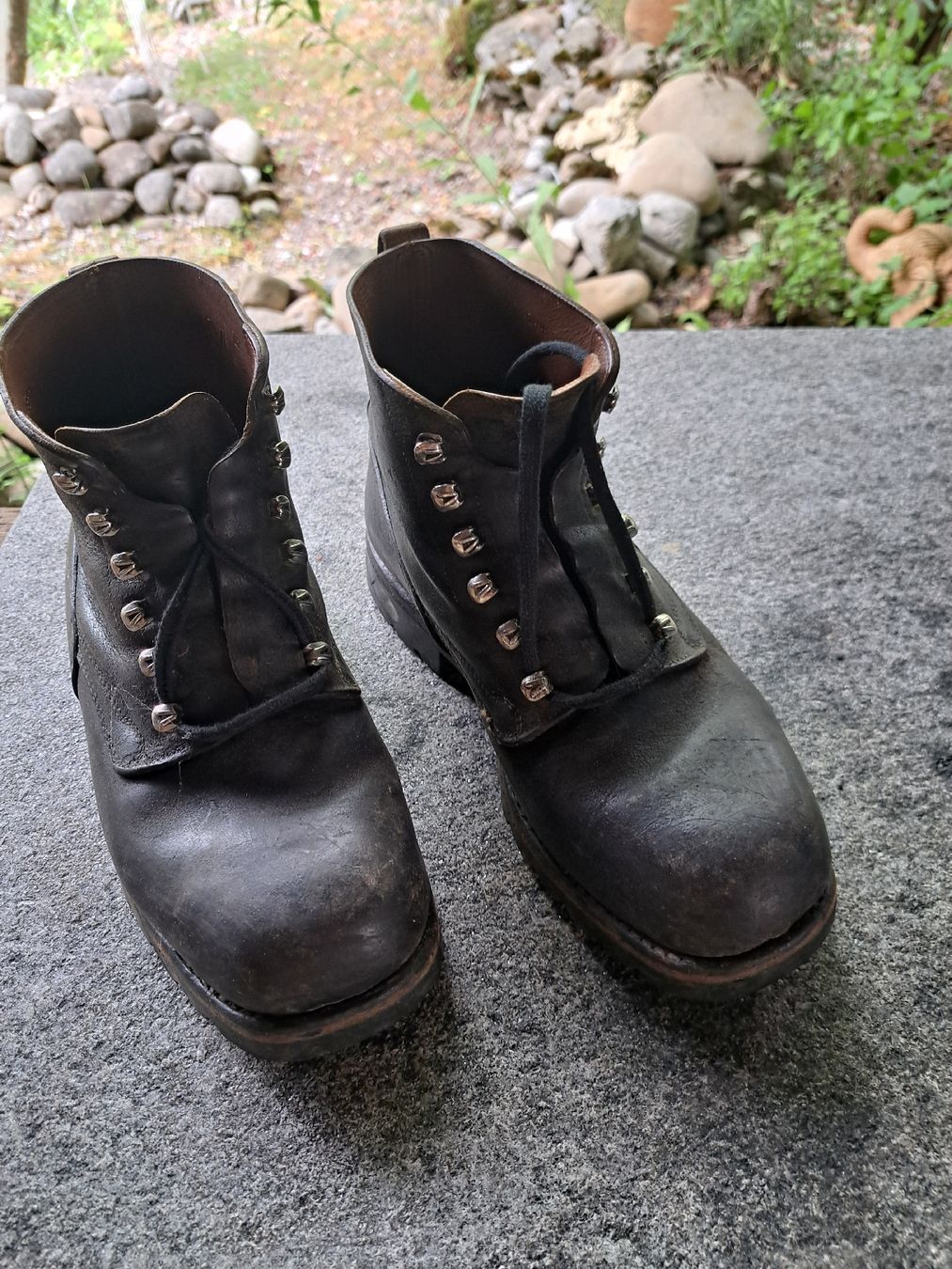 Chaussures hommes: Stiefel Herren Leder Grösse 42/43 robust gebraucht – D'occasion à Malters par Katapeter