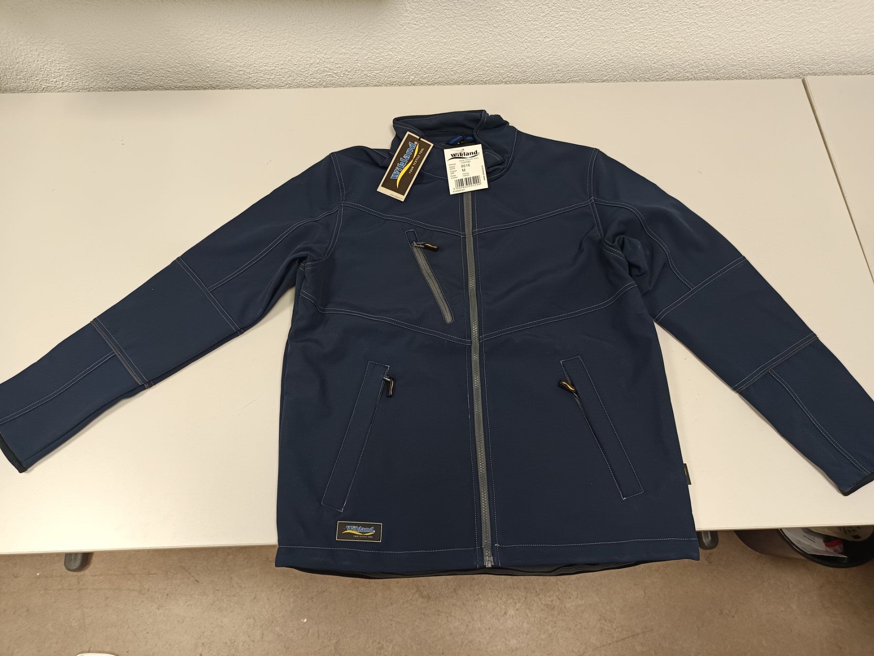 Wikland Jacken: 10 x neue Wikland Softshelljacke Gr. M – Neu und originalverpackt aus Rüthi (Rheintal) von Balty 3