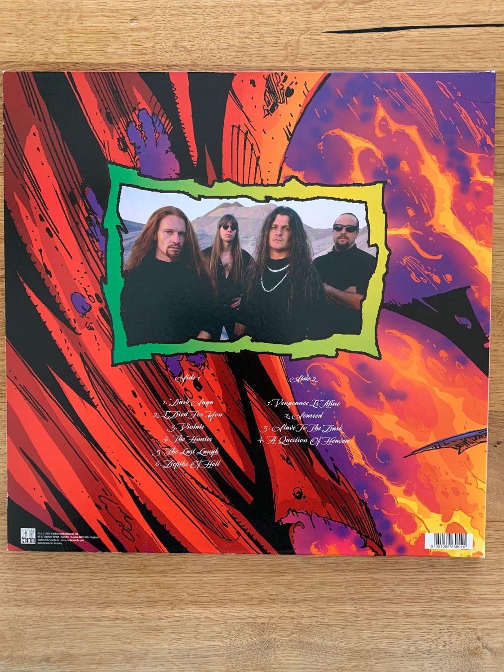 Dischi in vinile: Iced Earth - The Dark Saga – Usato da Balzers venduto da Amontelm 1