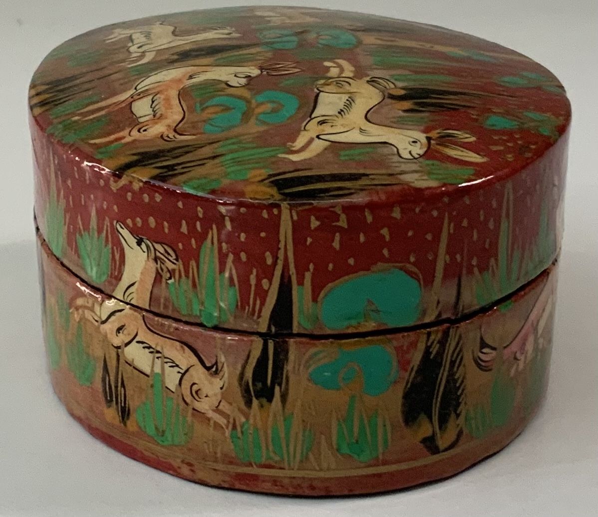 Dosen: Boîte en papier mâché peinte – Gebraucht aus rolle von Tontonjulot 3