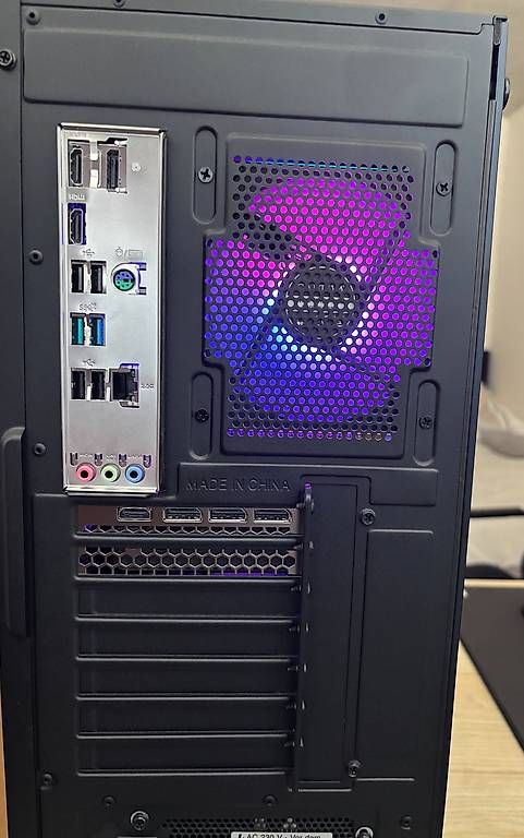 Intel Custodie: Captiva Gaming PC – Nuovo e nell'imballaggio originale da Alpnach Dorf venduto da orl_5ztg 4