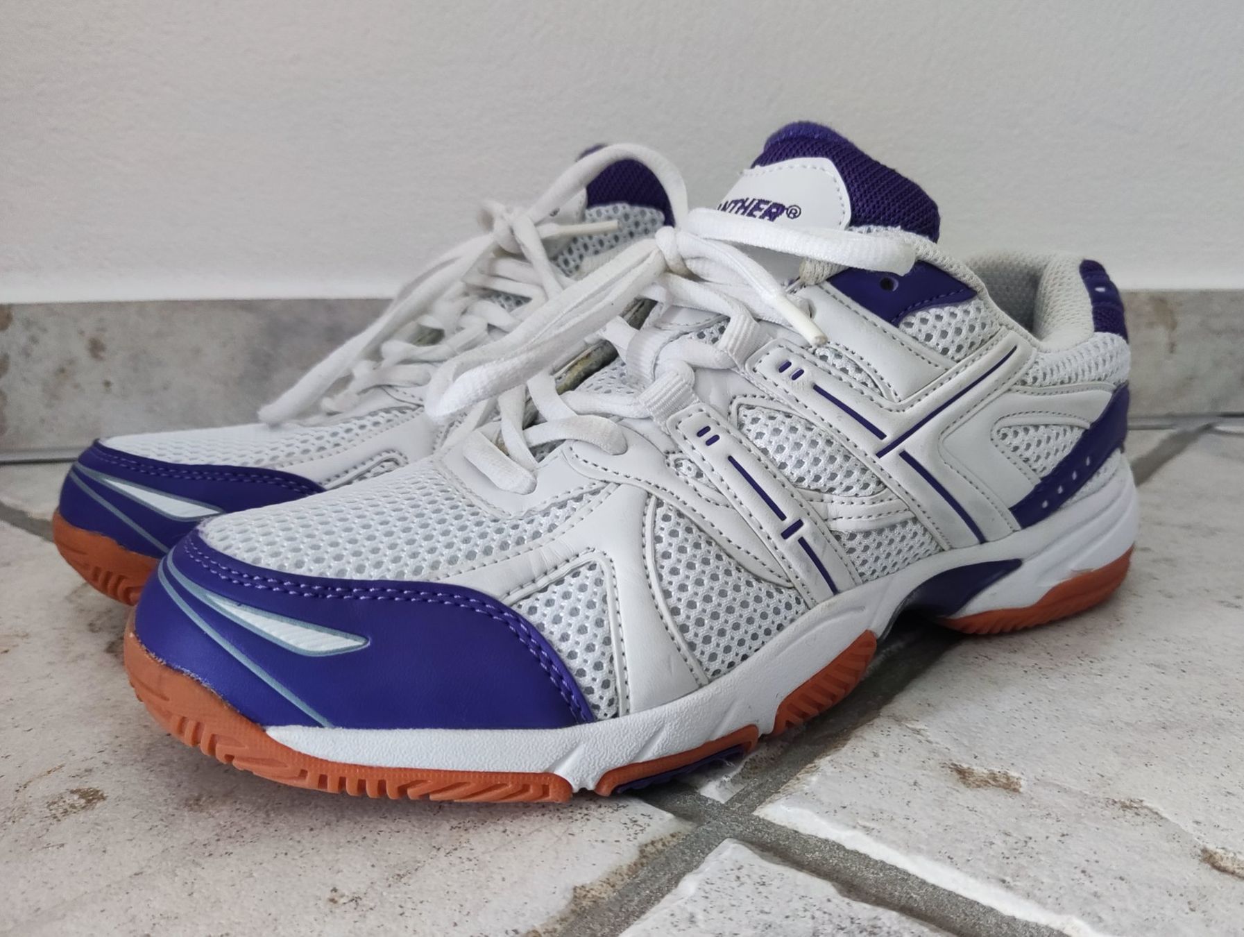 Scarpe da donna: PANTHER SPORTSCHUH GR.39 – Usato da Chur venduto da Rodanisa 1