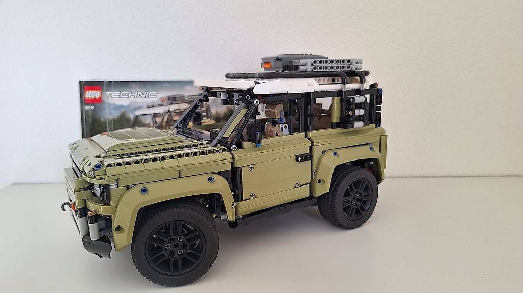 Kit di costruzioni: Lego Technic 42110 Land Rover Defender – Usato da Roggliswil venduto da Nleu 1