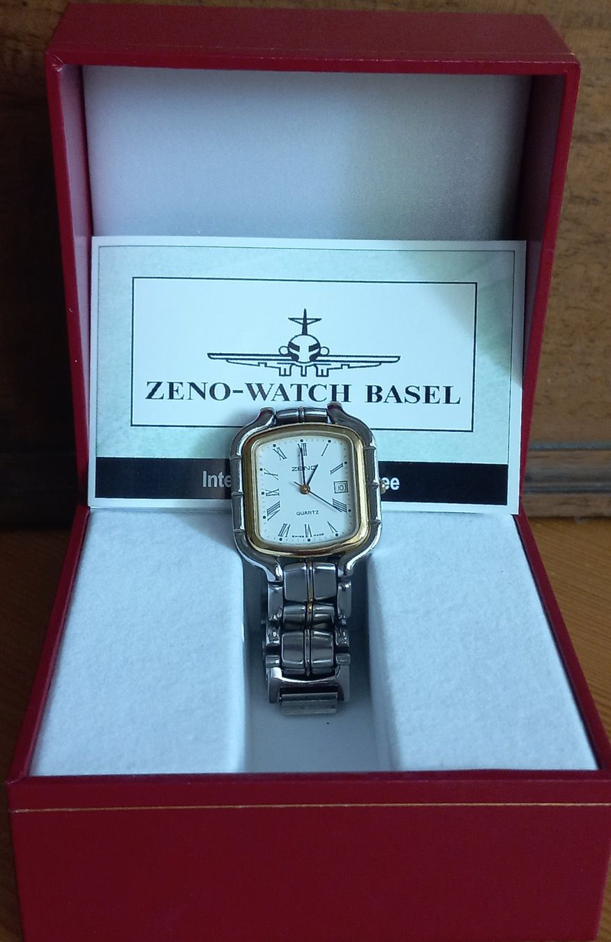 M-Watch Montres: Damenuhr – Neuf avec emballage d'origine à Reinach BL par Niculescu