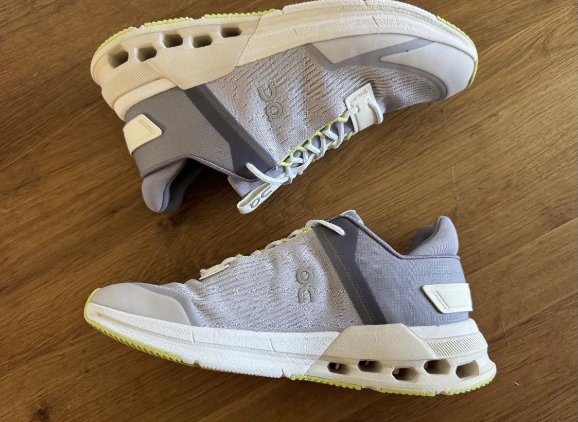On Damenschuhe: On Schuhe Gr 38.5 – Gebraucht aus Winterthur von EasyRS 4