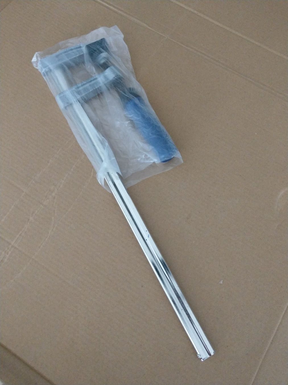 Tutti gli attrezzi: Serre-joint / pince à vis, 50x300 – Nuovo e nell'imballaggio originale da Neyruz FR venduto da Akaraion-KFT 3