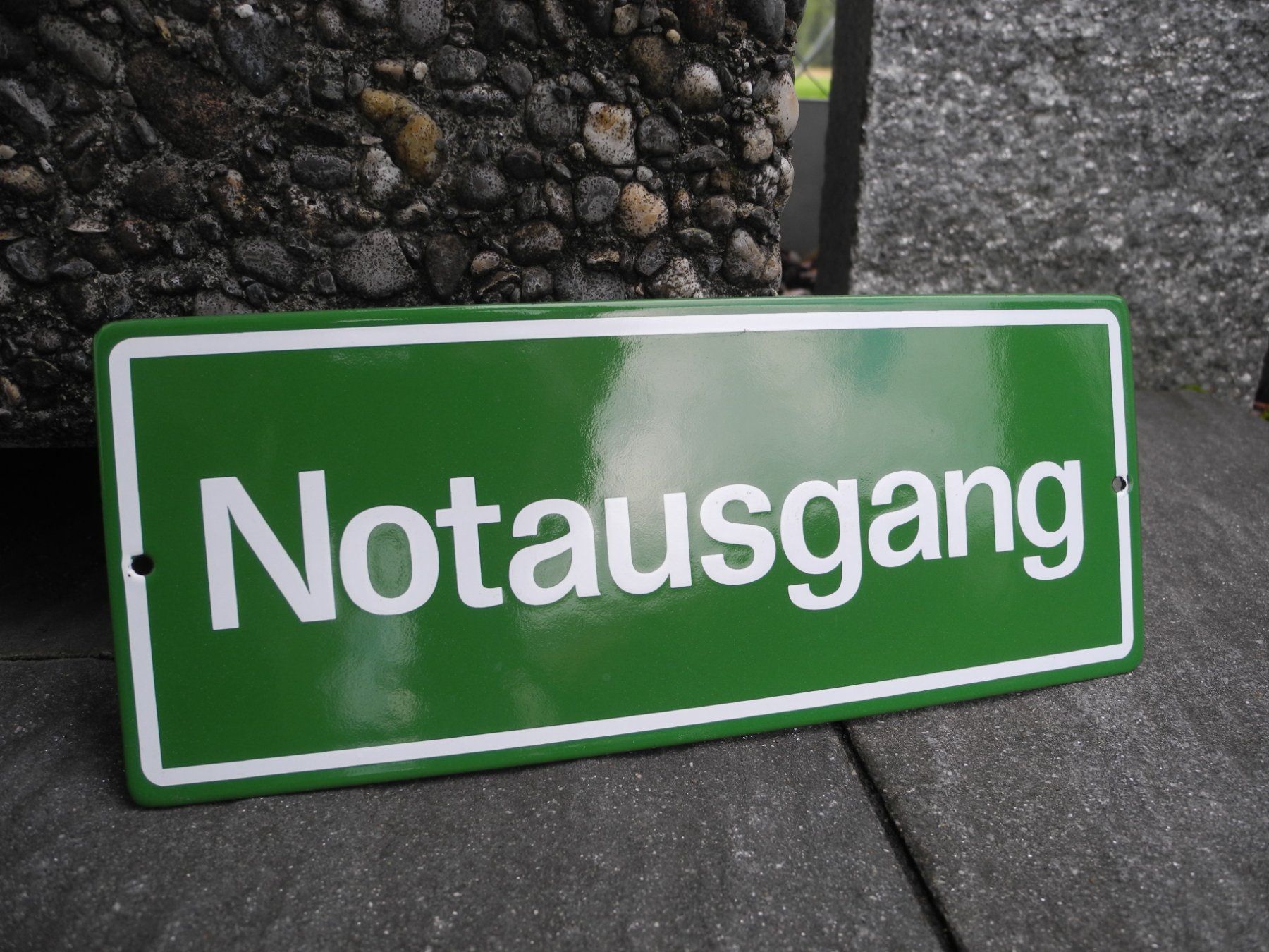 Schilder: NOTAUSGANG EMAILLESCHILD – Gebraucht aus Reinach AG von Huckleberrysix 1
