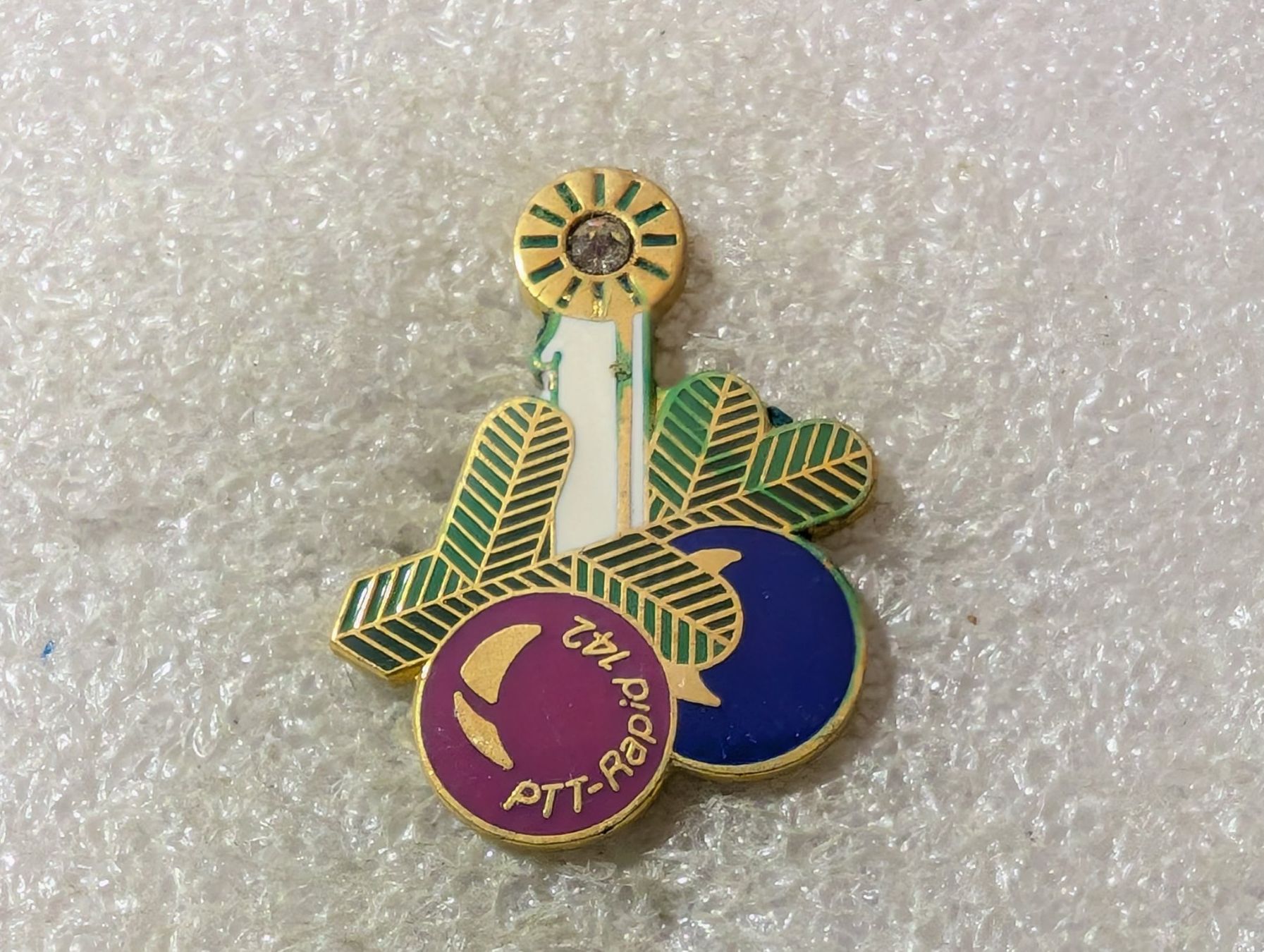 Placchette & Badge: Ansteckpin 83: PTT Rapid 142 – Usato da Oppligen venduto da Pin-Fall-Shop