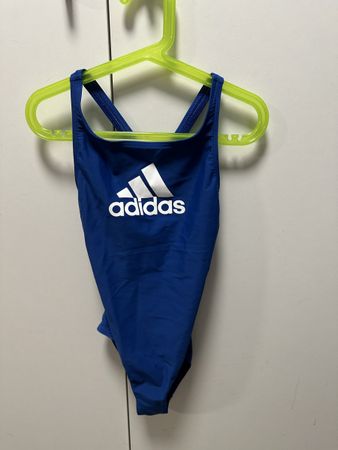 Adidas Badeanzug Grösse 152