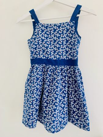 Robe Okaïdi bleue imprimé feuilles enfant 128cm bon état