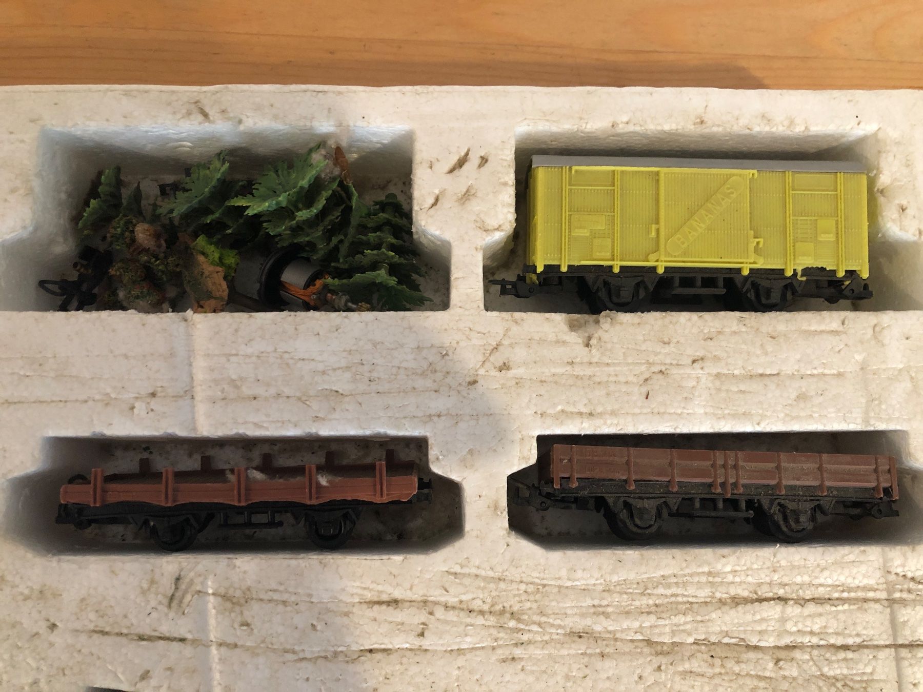 Modellini di ferrovie: Spur HO Waggons und Schienen – Usato da allschwil venduto da Admin1456 2