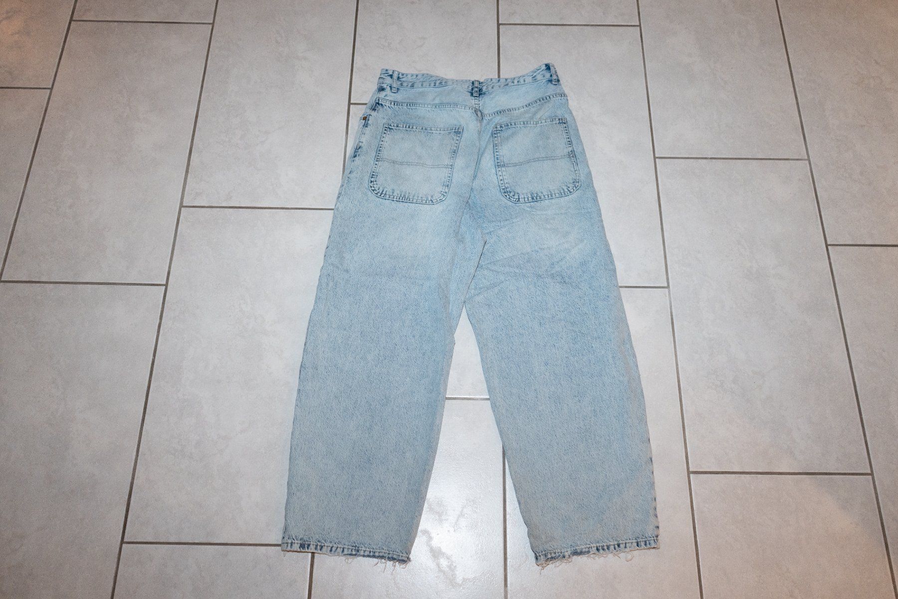 Jeans: Light Blue Baggy Jeans – Usato da Arni AG venduto da yannick_207 3