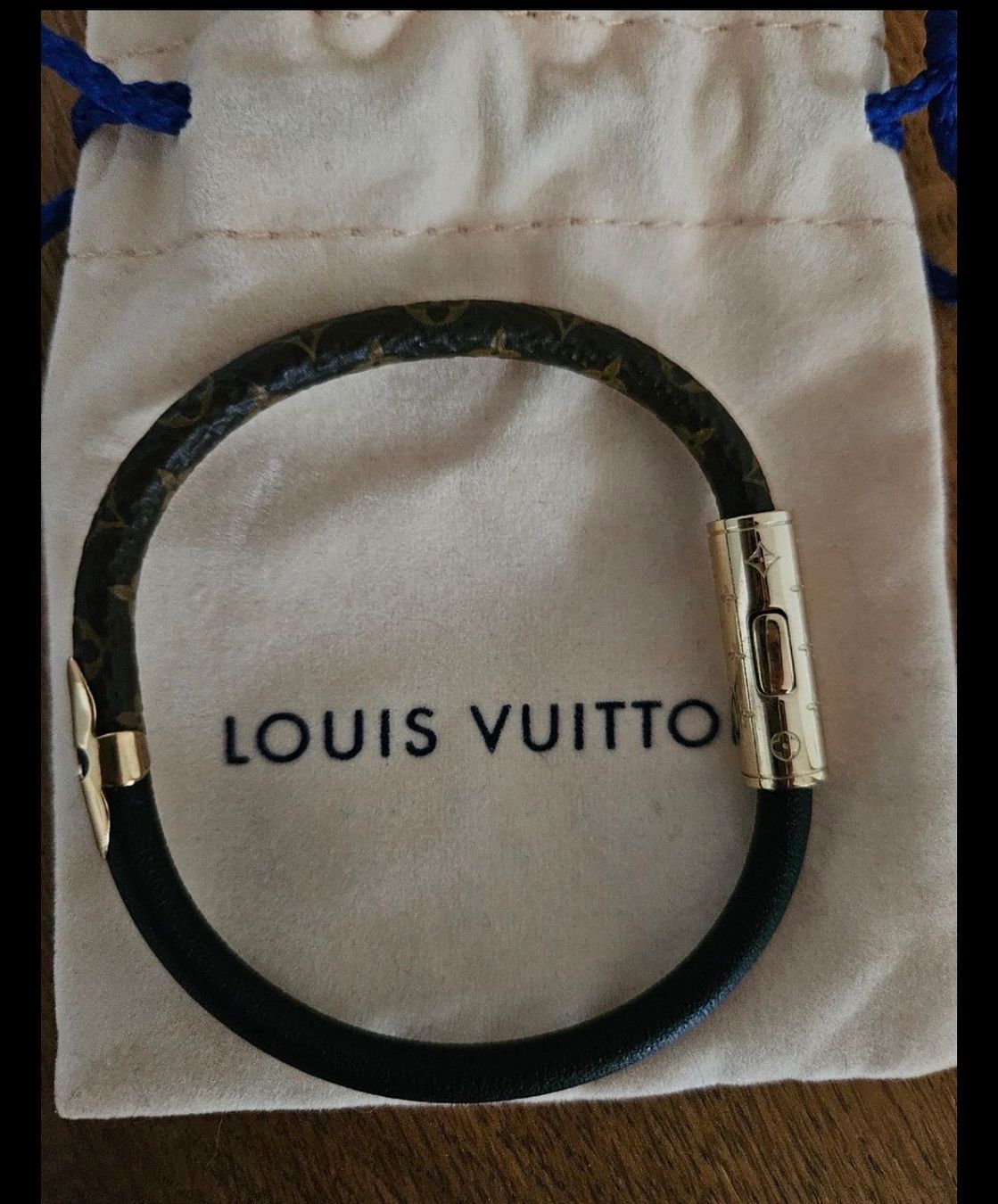 Louis Vuitton Bracciali & Braccialetti: Louis Vuitton Confidential Armband M – Nuovo (secondo la descrizione) da Zumikon venduto da nat_96zs 2