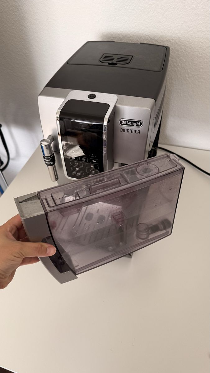 De'Longhi Machines à café & Machines à expresso: Machine à café  De’Longhi Dinamica – D'occasion à Delemont par ann_ftj8 6