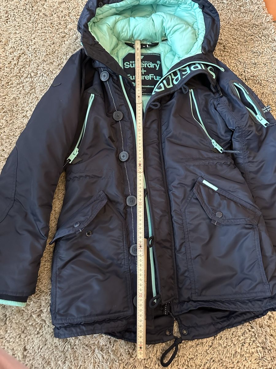 Superdry Giacche: Superdry Winterjacke Grösse S – Usato da Einigen venduto da Inna_ 7