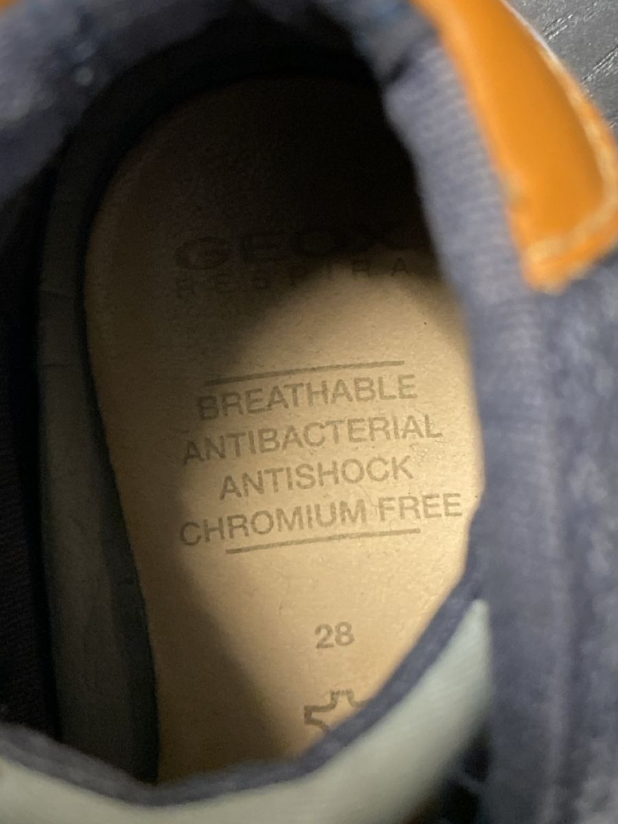 Geox Scarpe per ragazzi: GEOX Halbschuhe Gr. 28 – Usato da Biel-Benken BL venduto da PANORMUS 3