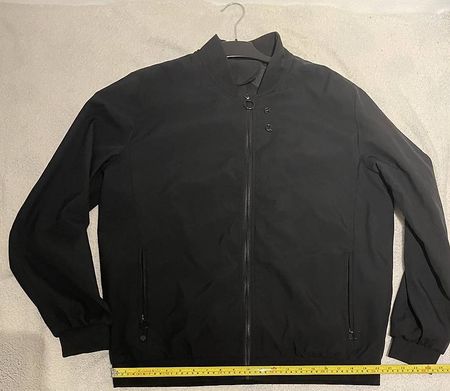 Leichte schwarze veste