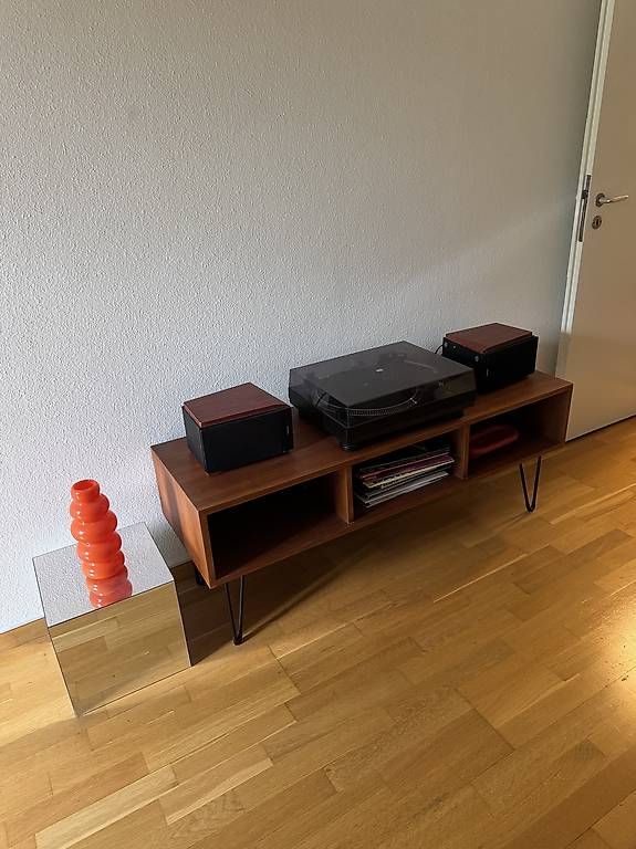 Mobili TV: Lowboard / TV Möbel – Usato da Zürich venduto da lo97