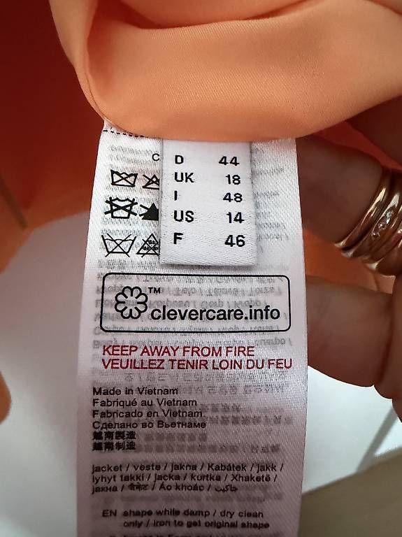 Jacken: Esprit Blazer - orange  – Gebraucht aus Wil SG von ell_zj57 2