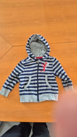1 jaquette, âge 2-4 ans, taille 98-104
