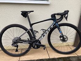 SCOTT Foil DSM Team LTD Ultegra DI2 12 vit.
